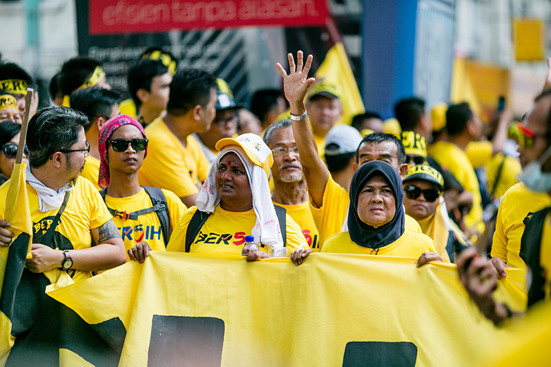 Malaysians protest in the Bersih 5 rally.
